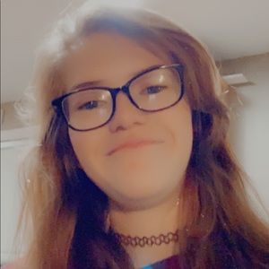 Meet your Posher, Cassie